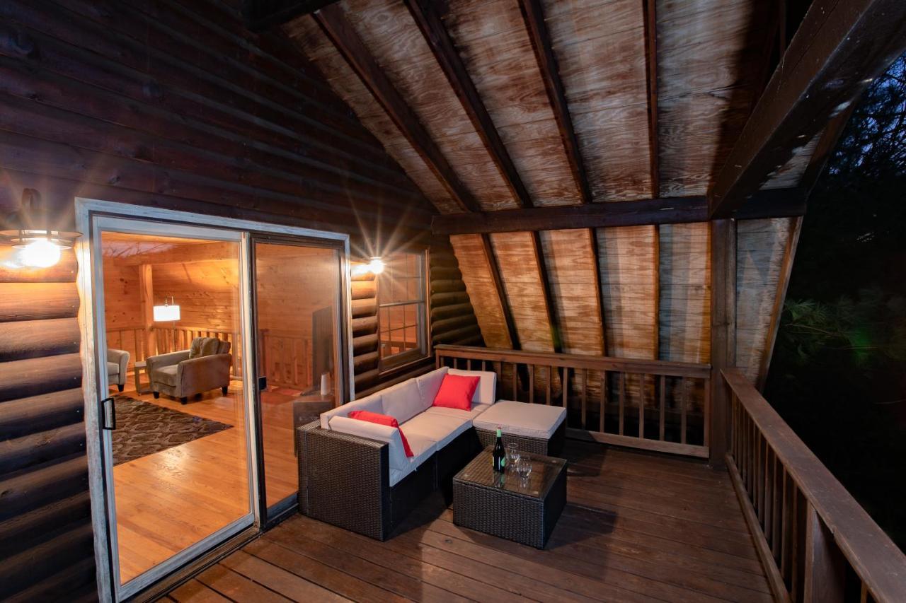 Treetops Cabin Easy To Asheville With Fast Wifi And Great View Swiss Exterior photo