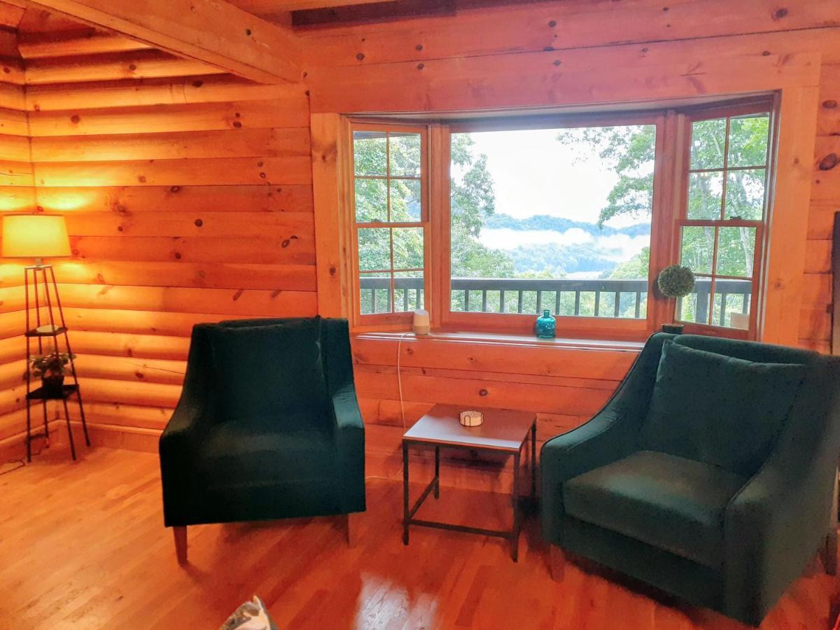 Treetops Cabin Easy To Asheville With Fast Wifi And Great View Swiss Exterior photo
